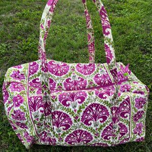 Vera Bradley Large Duffel, Julep Tulip pattern